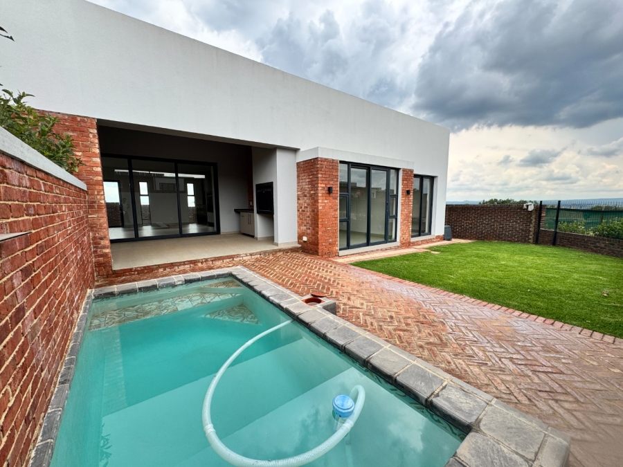 To Let 3 Bedroom Property for Rent in Helderzicht Eco Estate North West